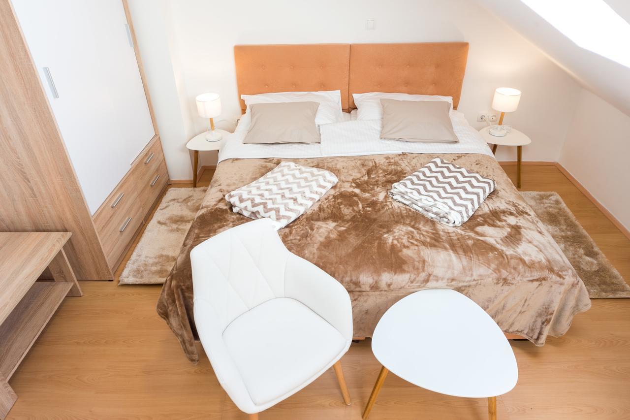 Villa Gradski Vrt Осиек Екстериор снимка