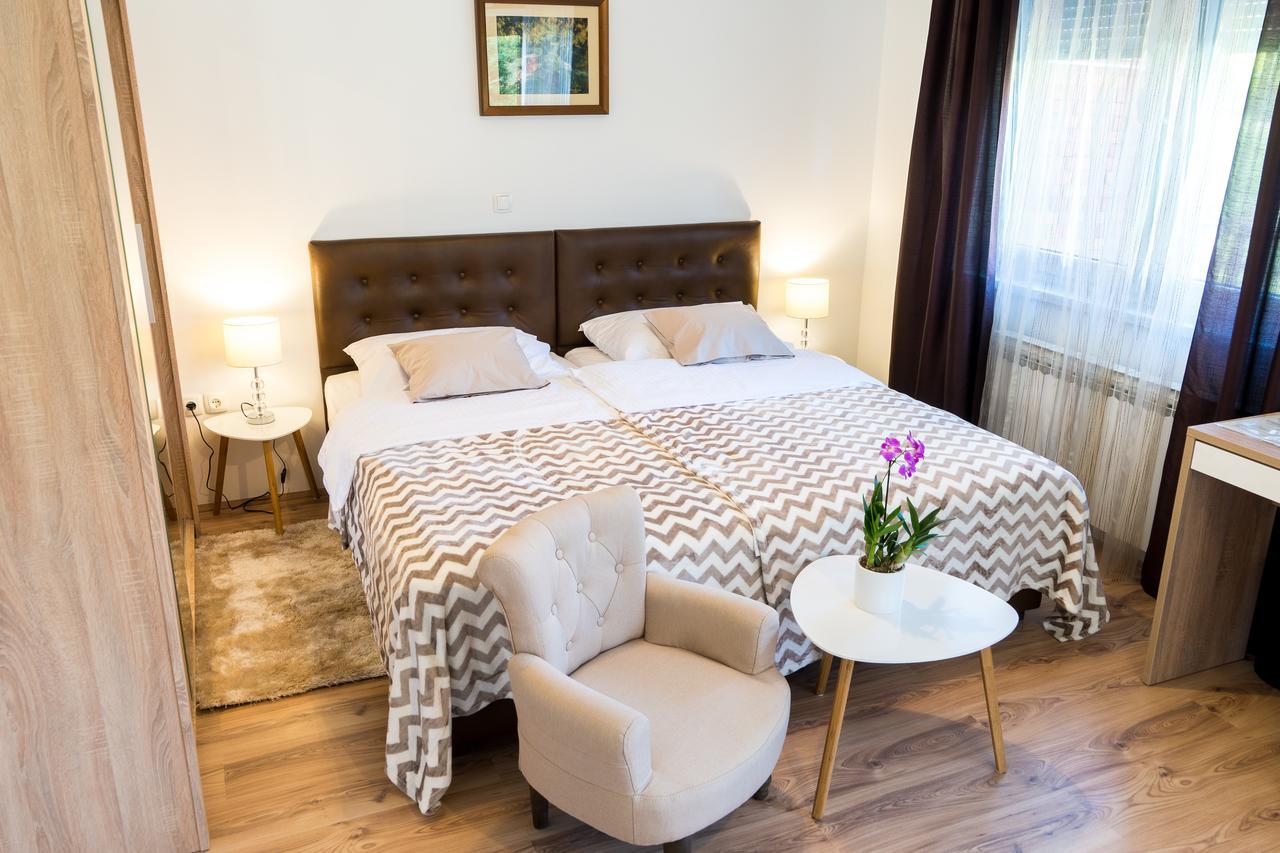 Villa Gradski Vrt Осиек Екстериор снимка