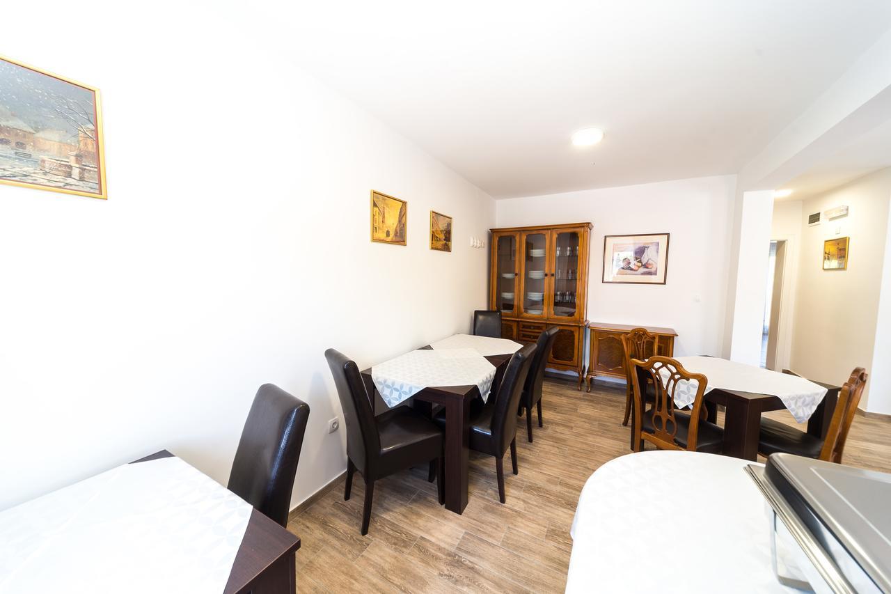 Villa Gradski Vrt Осиек Екстериор снимка